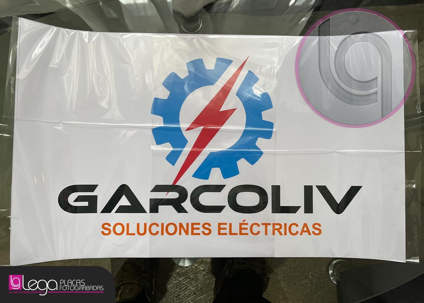 Etiquetas-Placas-Fotograbadas-LEGA